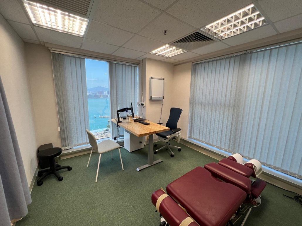 W & W Spine Center - Spine Doctor Clinic (3)